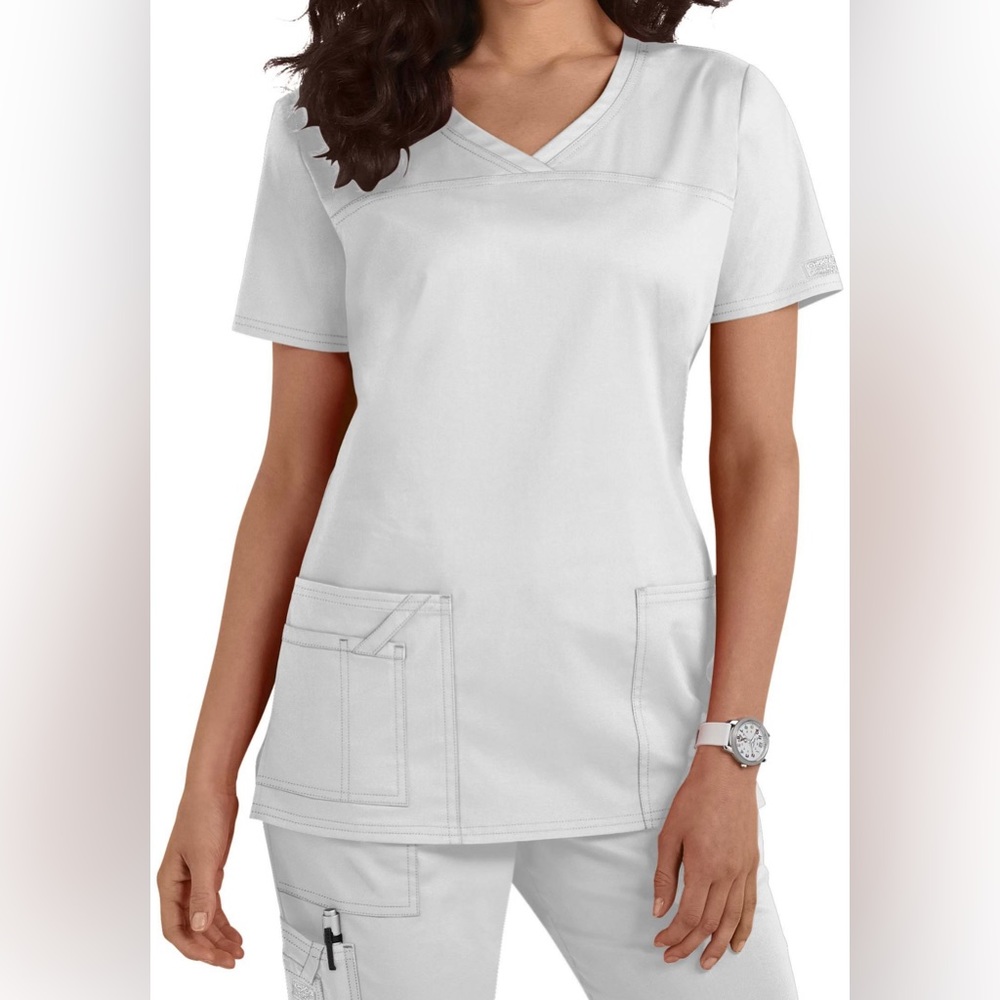 2 pairs of Cherokee Workwear Core STRETCH Women's 4-Pocket V-Neck Scrub Top